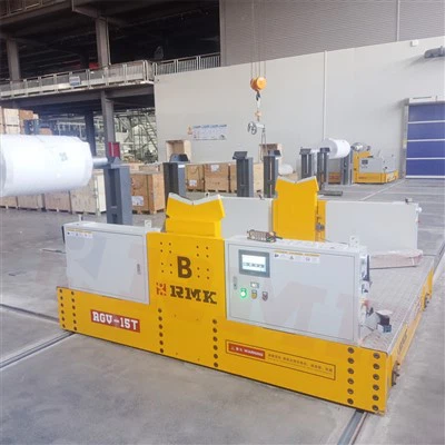 Veículo de transporte ferroviário